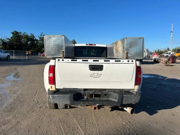 2008-chevrolet-silverado-3500hd-image-5