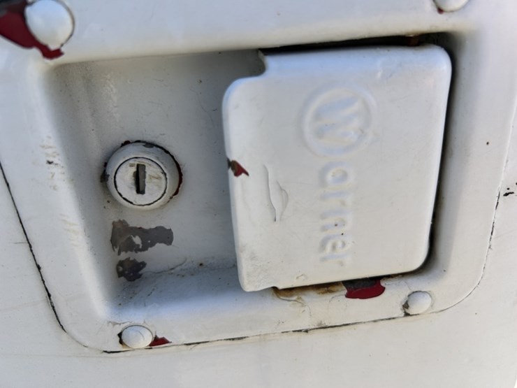2004-ford-f550-sd-image-31