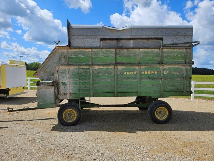 john-deere-125-image-2