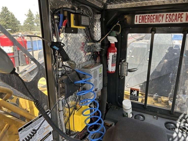 2018-komatsu-pc490-lc-11-image-56