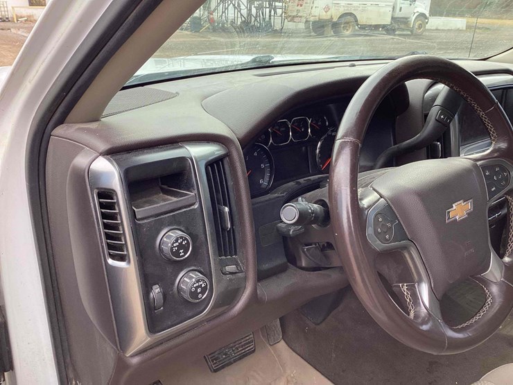 2015-chevrolet-silverado-1500-image-51