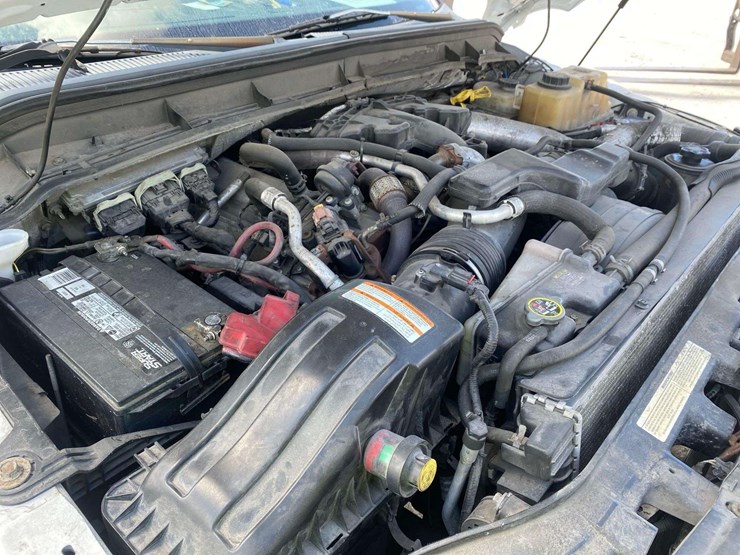 2011-ford-f350-image-8