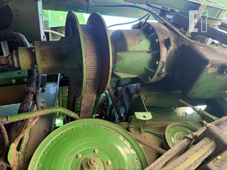 2006-john-deere-9760-sts-image-48