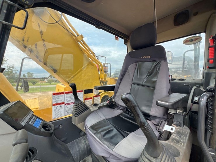 2018-komatsu-pc360-lc-11-image-34