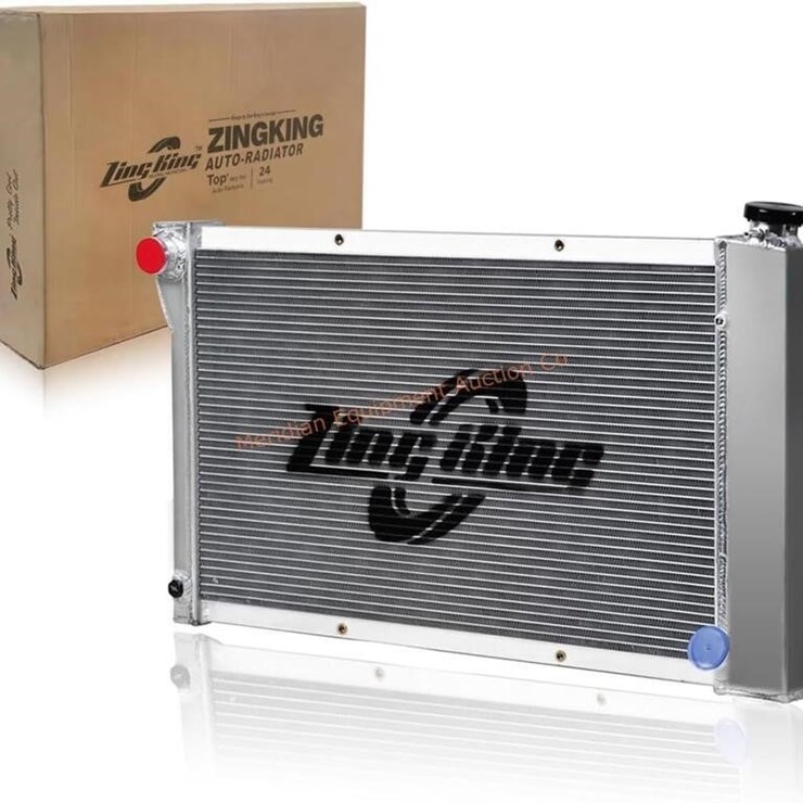 3-Row Race Radiator 67-72 CHEVY/GMC