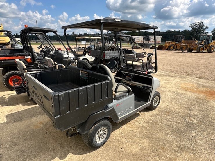 #64-•-carryall-100-battery-cart-image-3