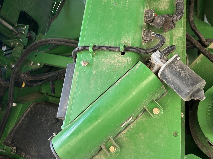john-deere-s670-image-43