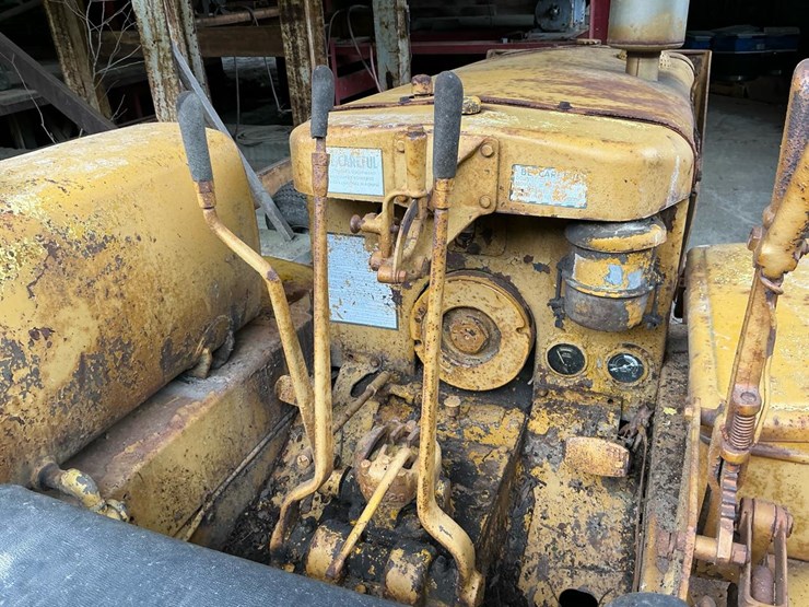 caterpillar-d2-image-42
