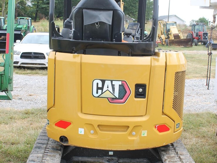 2022-caterpillar-303-image-8