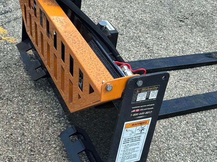 wolverine-skid-steer-pallet-forks,-48-in,-4000-lbs,-model-pfa-11-3300g-image-5