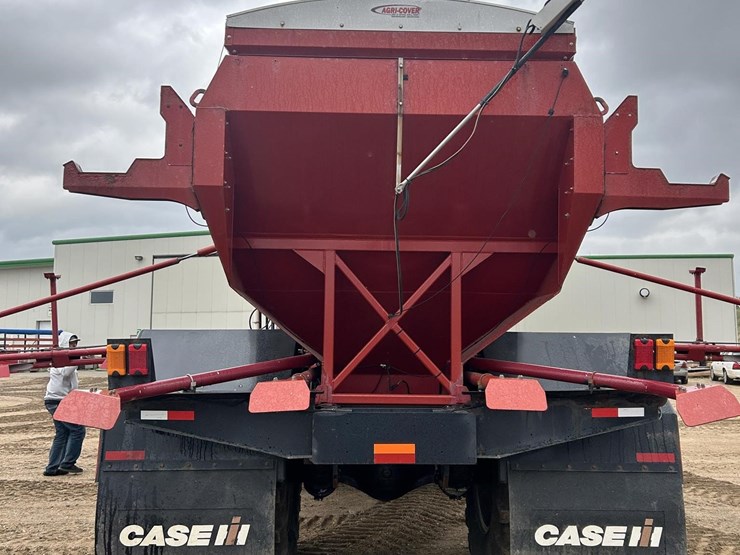 2010-case-ih-titan-3520-image-3