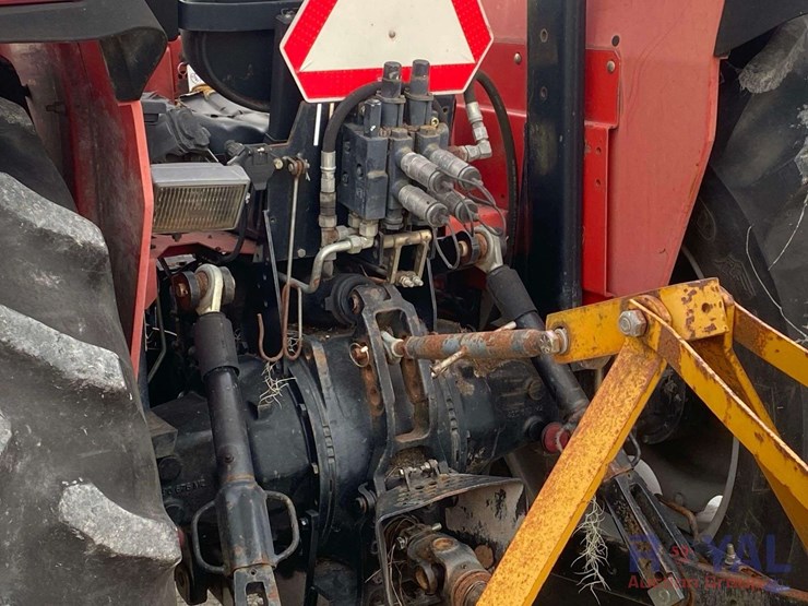 massey-ferguson-583-image-16