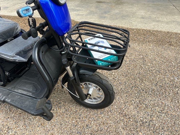 #56-•-spirit-electric-scooter-with-charger,-3-wheel-image-10