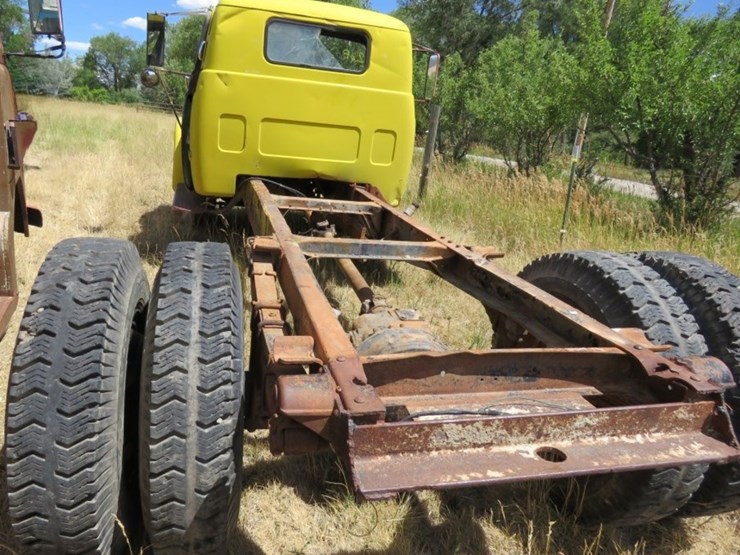 1954-dodge-c1-t8-3-ton-pickup-with-duals-image-4