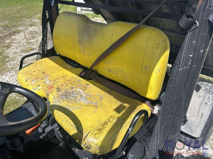 john-deere-gator-image-12