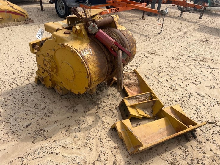 caterpillar-d6t-image-1