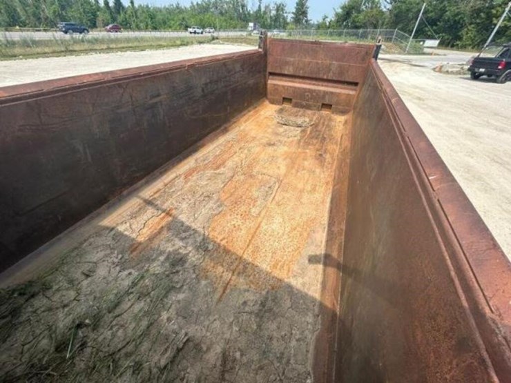 2005-volvo-tri/a-dump-truck-4v5k99gh55n391882-image-98