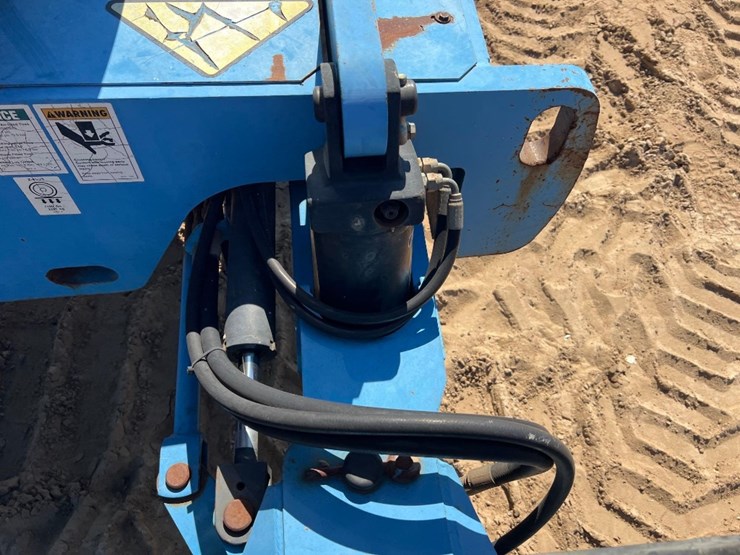 2005-genie-z-45/25-telescopic-lift-image-11