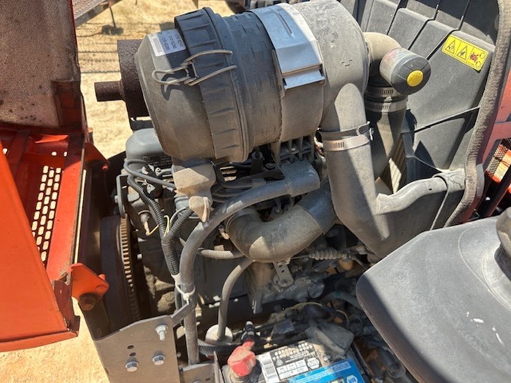 kubota-zd326-image-31