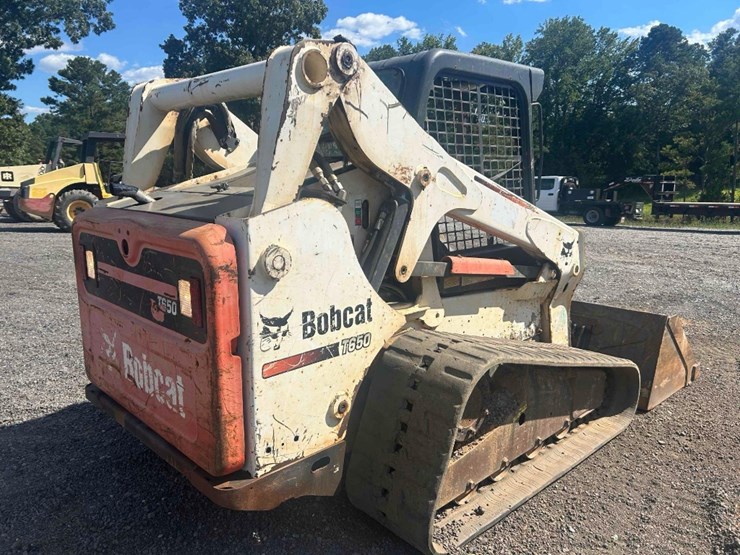 2012-bobcat-t650-image-4