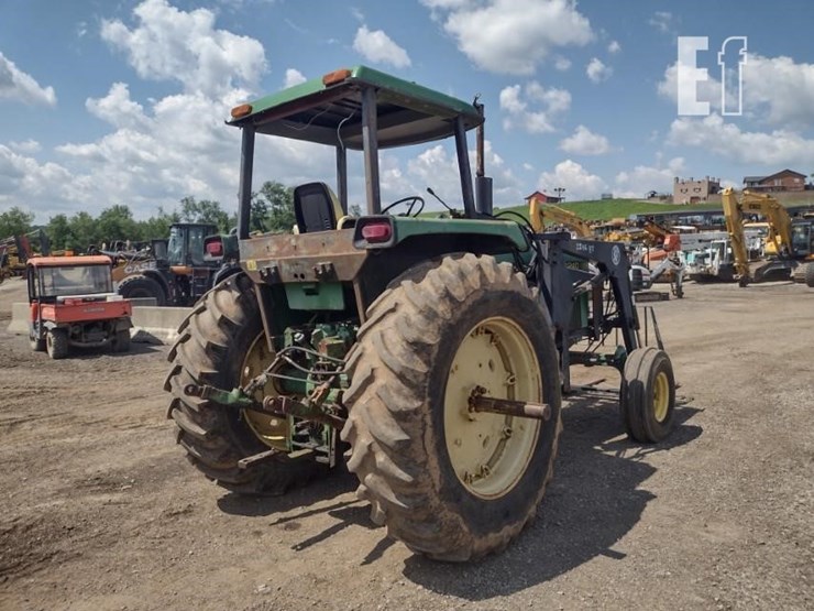 john-deere-4240-image-28