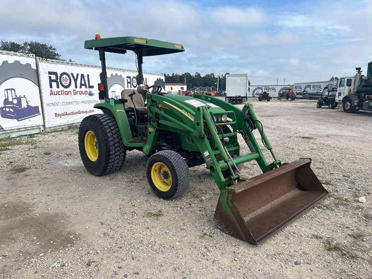 john-deere-4520-image-2