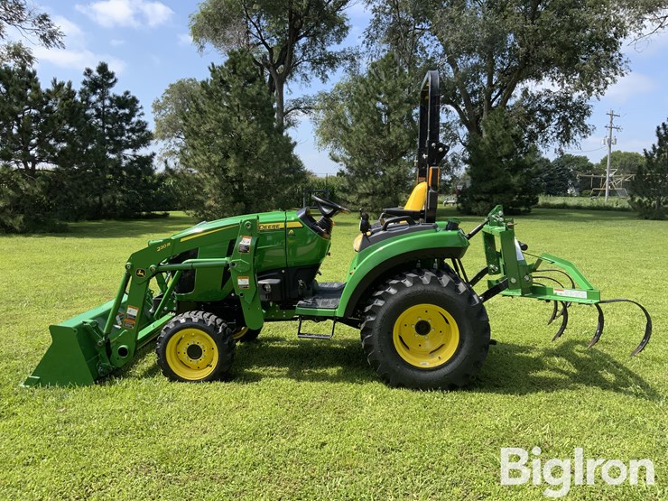 2023-john-deere-2032r-image-8