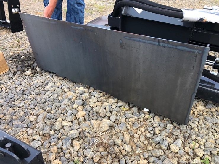 #56-•-skid-steer-mount-plate-image-2