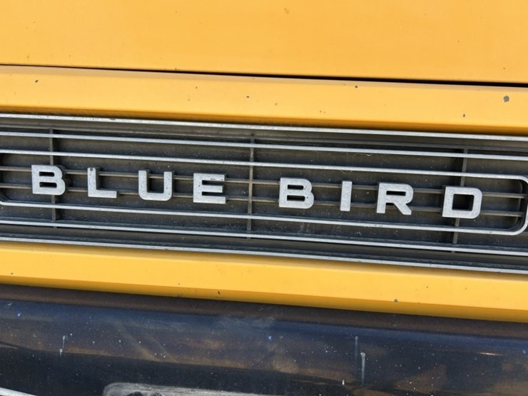 2004-blue-bird-school-bus-image-10