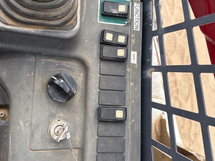 takeuchi-tl12v2-image-31