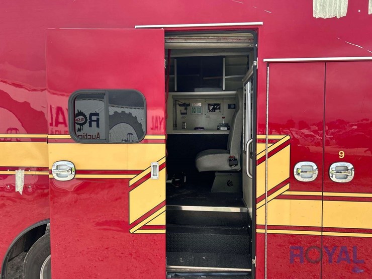 2015-international-durastar-4300-image-25