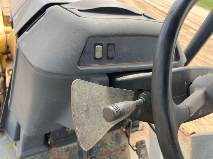 2002-deere-310g-image-38