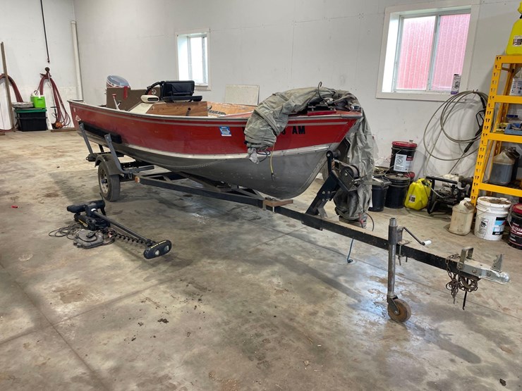1979-lund-16ft-mister-pike-fishing-boat-image-1