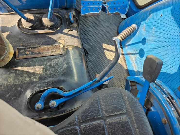 ford-4600-image-28