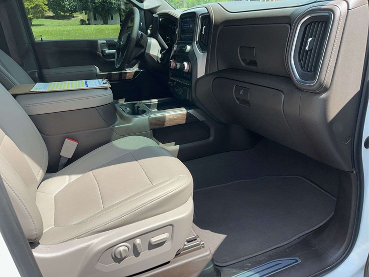 2022-gmc-2500-image-15