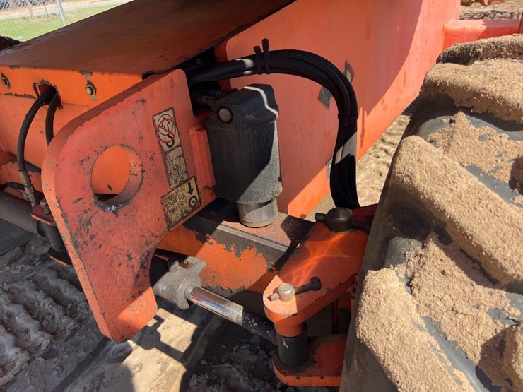 2007-jlg-600s-image-14