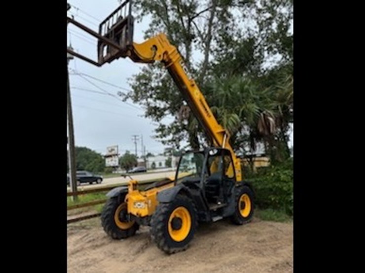 2016-jcb-506-36-image-1