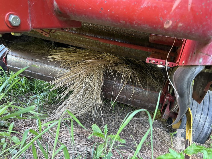 new-holland-688-image-14