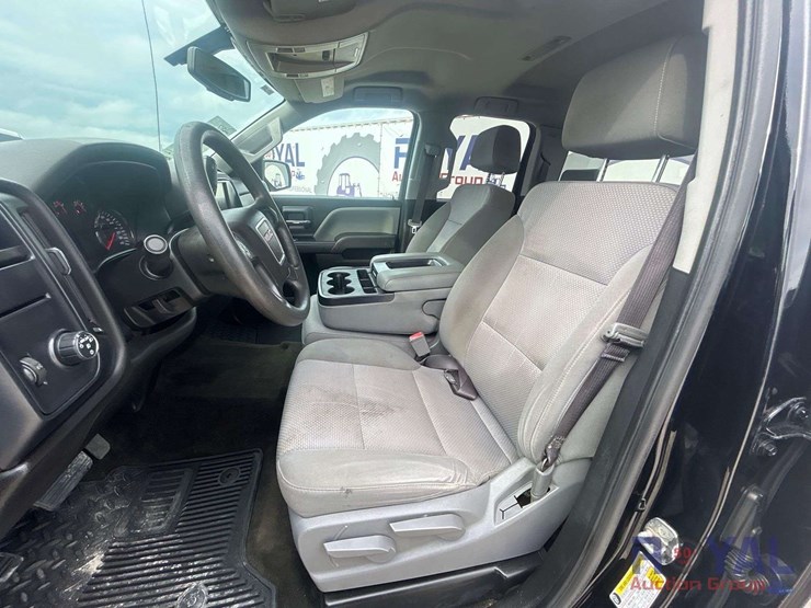 2017-gmc-sierra-1500-image-11