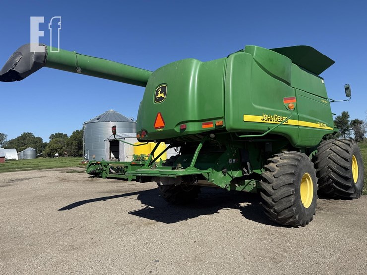 2006-john-deere-9760-sts-image-16