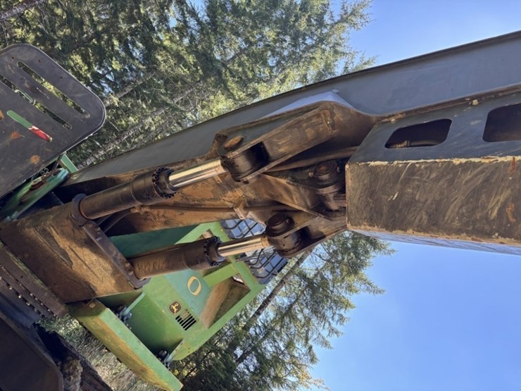 2013-deere-2954d-image-25