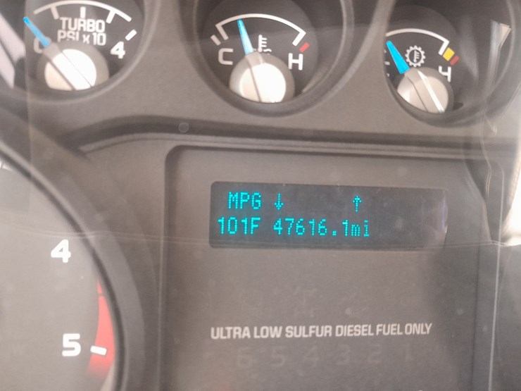 2016-ford-f550-image-9