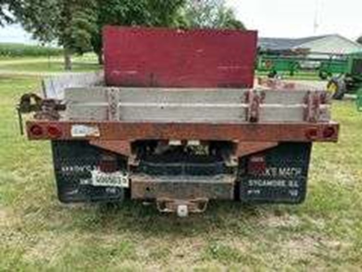 1983-chevy-custom-deluxe-30,-1-ton-service-truck-image-6