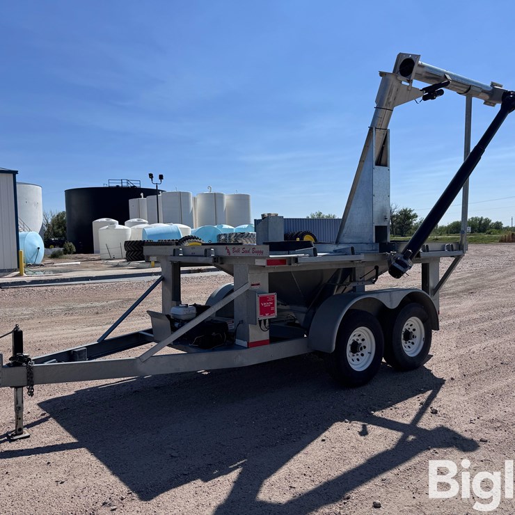 2008 ADS 4-Box T/A Bulk Seed Buggy