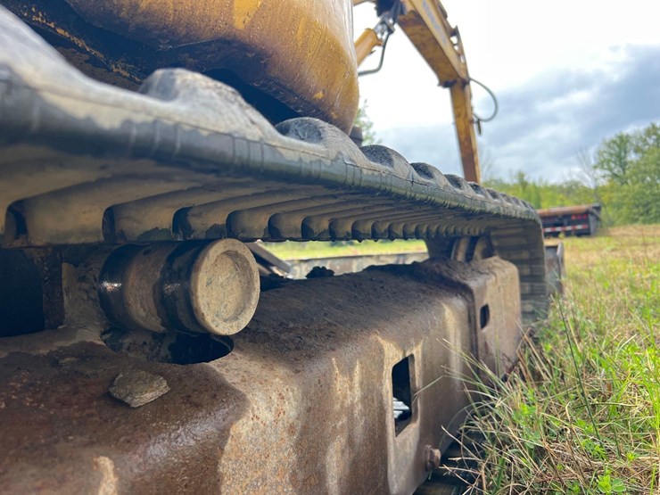komatsu-pc35mr-2-image-17