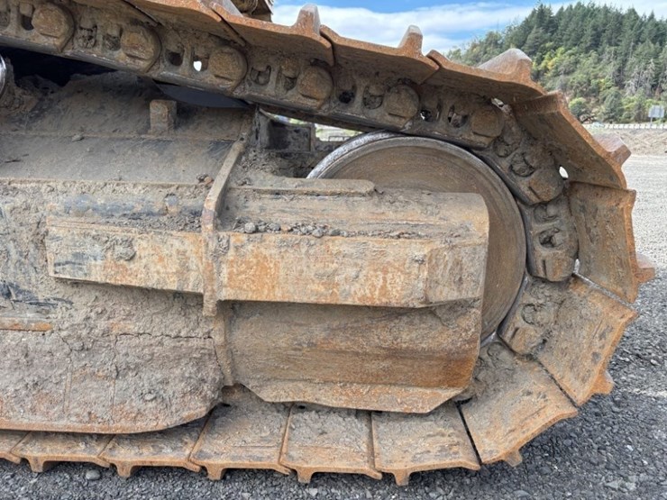 caterpillar-568-image-27