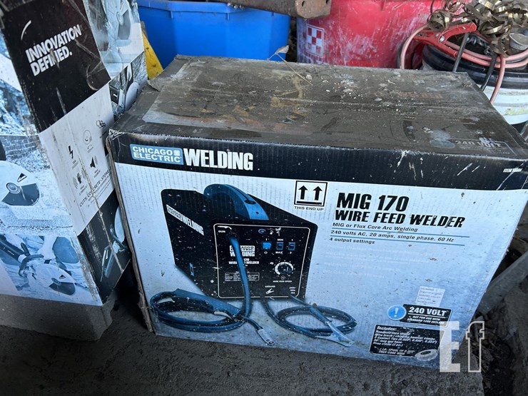 chicago-electric-mig-170-welder-image-4