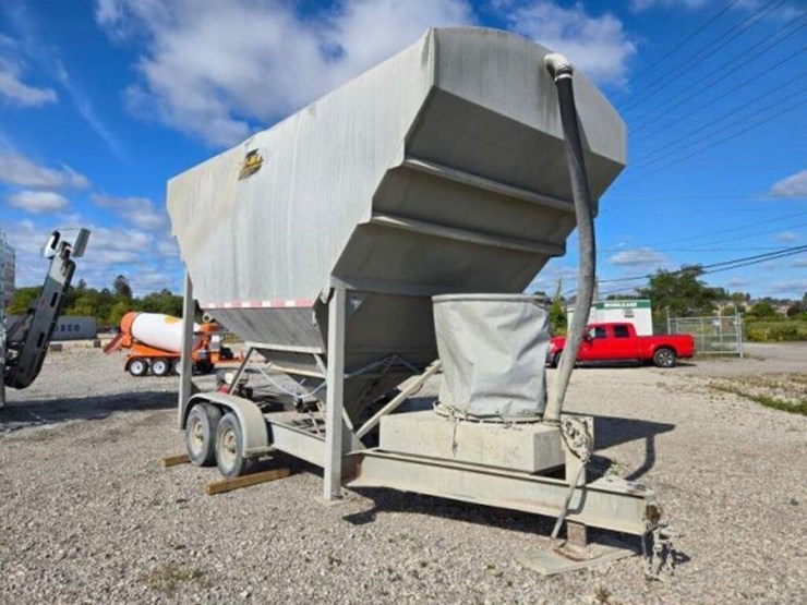 2014-fastway-low-profile-tow-behind-t/a-cement-sil-image-5
