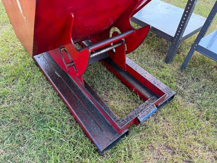 self-dumping-hopper-image-3