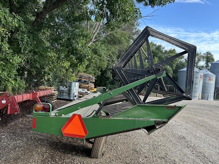 1987-john-deere-590-image-2